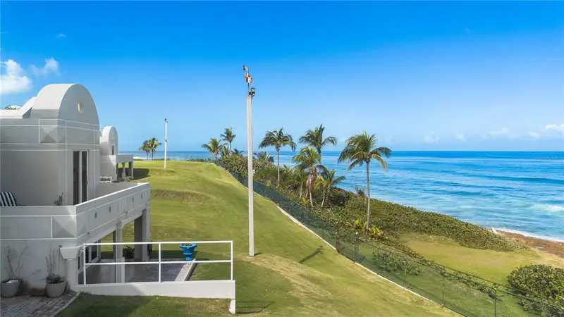 J1 Costa Dorada, PR