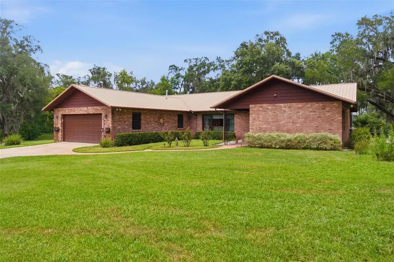 38700 Lakeview Dr, FL