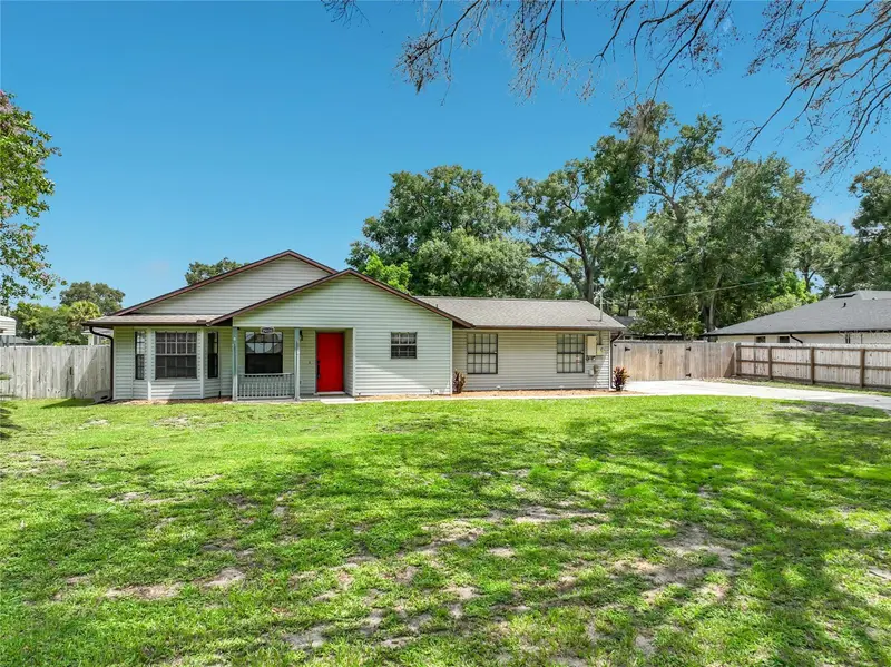 25121 Algonquin Ave, FL