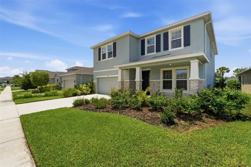 5715 Woodland Sage Dr, FL