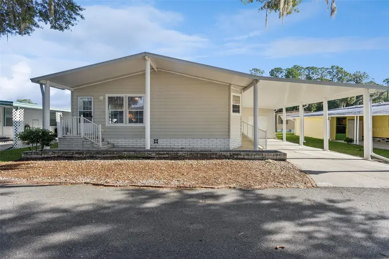 212 Palm Meadows Dr, FL