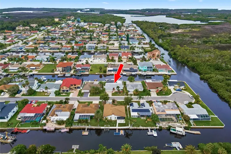 9911 Island Harbor Dr, FL