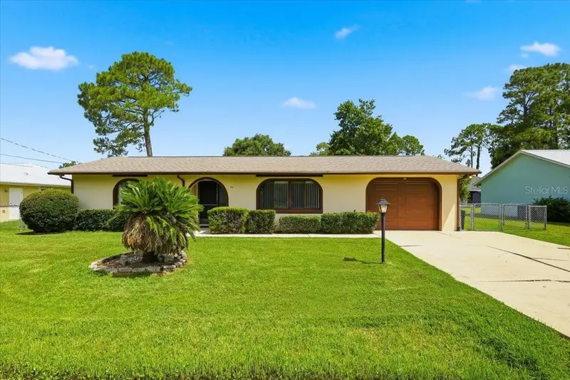 10 Fenwick Ln, FL