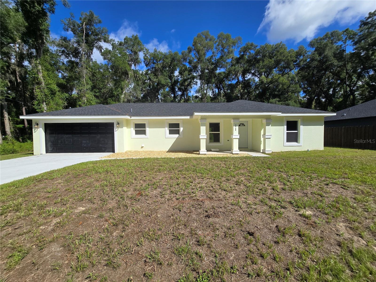 11 Sequoia Loop Pl, FL