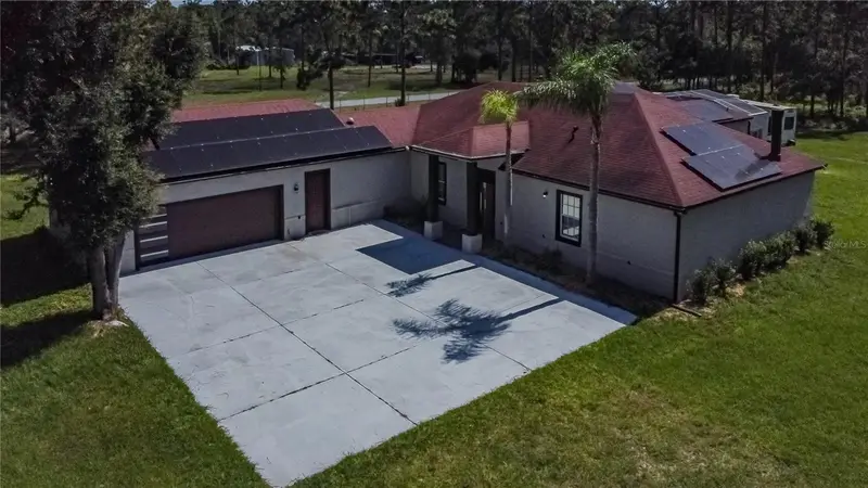 13305 Lacebark Pine Rd, FL