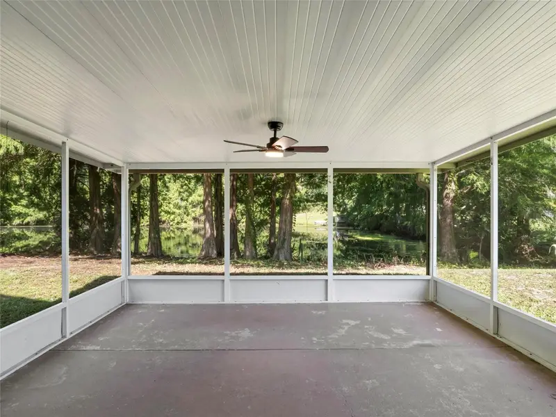 416 Sand Pebble Cv, FL