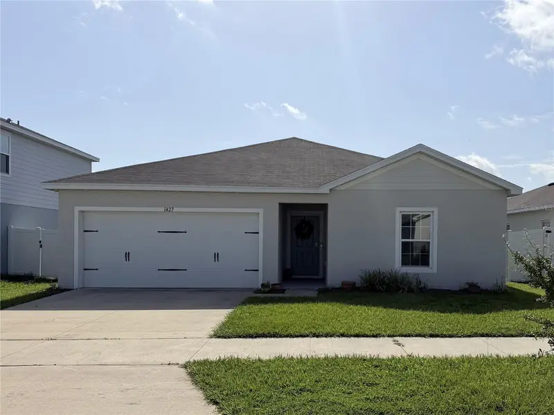 1427 Madison Cir, FL