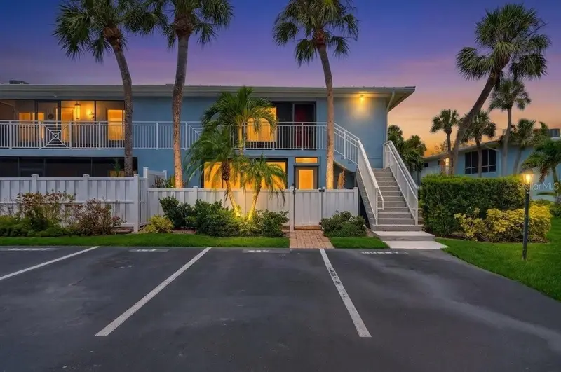600 Manatee Ave #230, FL