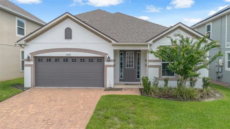 2285 Centerra Loop, FL