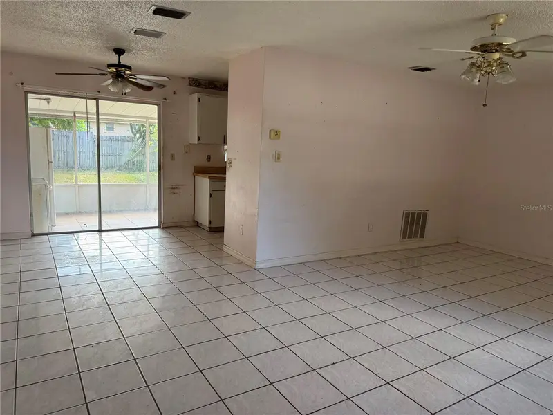 2479 Kimberly Dr, FL