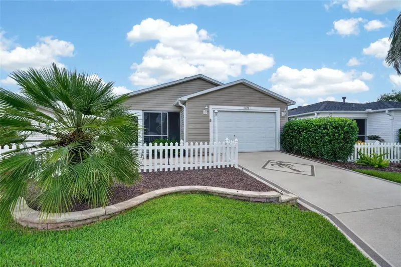 2673 Suffolk St, FL