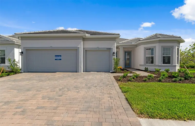 26537 Sandy Hill Cir, FL