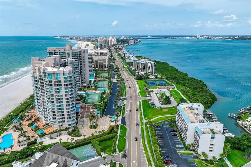 1581 Gulf Blvd #203n, FL
