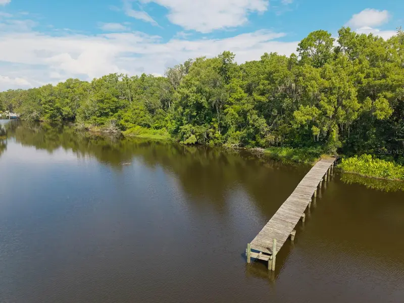 102 Cedar Creek Rd, FL