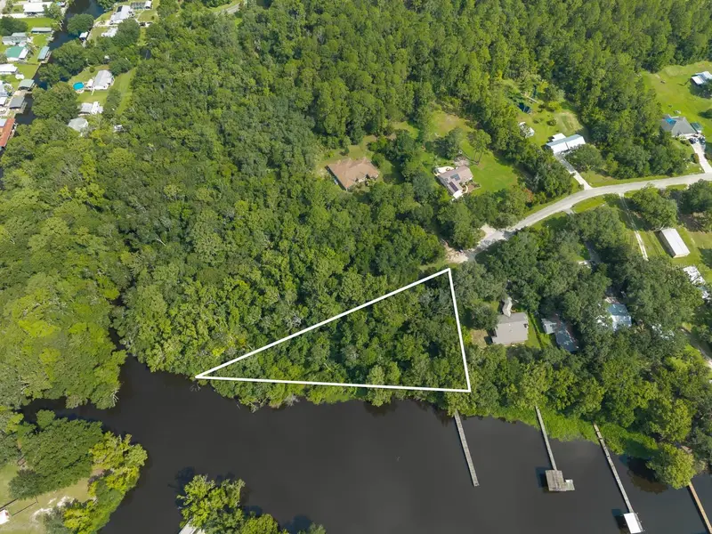 102 Cedar Creek Rd, FL