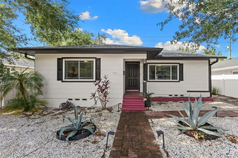 170 22nd Ave N, FL