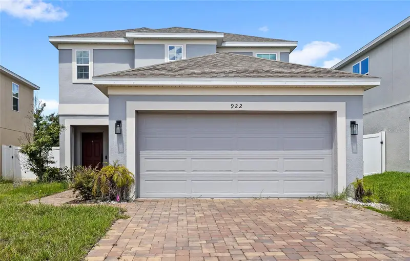 922 Anna Pl, FL
