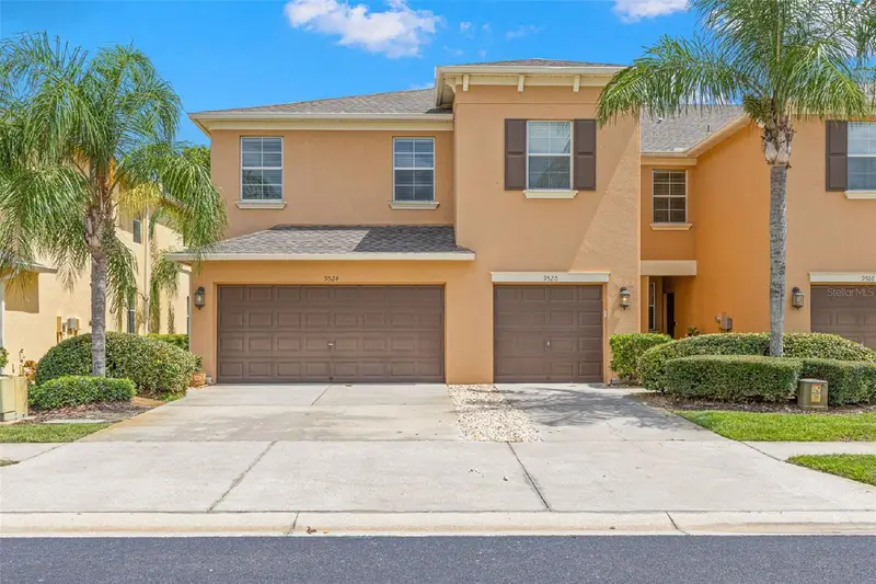 9524 Trumpet Vine Loop, FL