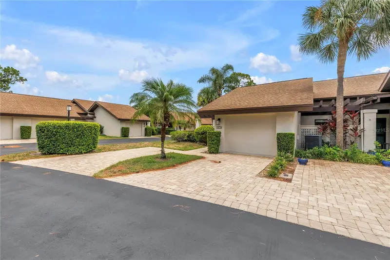3174 Windrush #25, FL