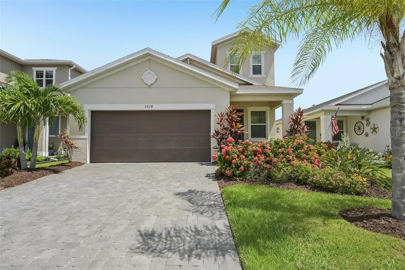 5518 Los Robles Ct, FL