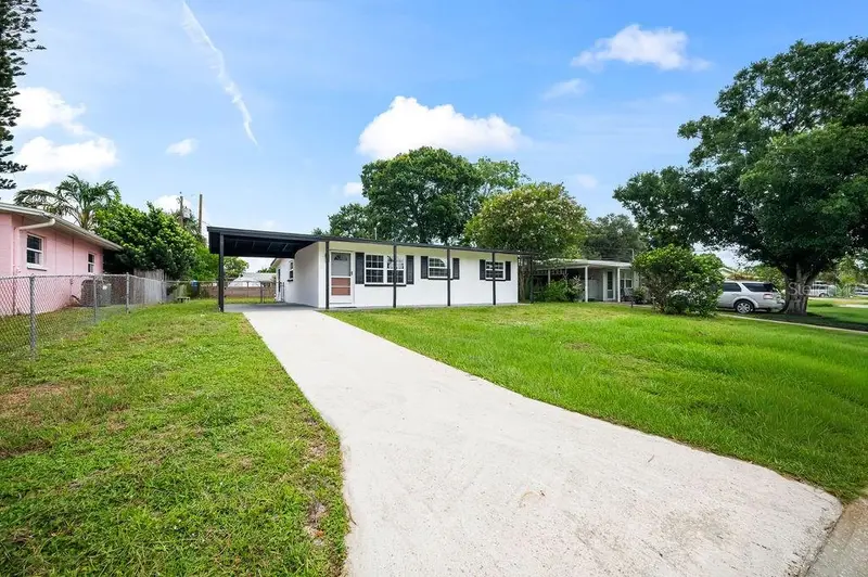 2204 Shelby Dr, FL