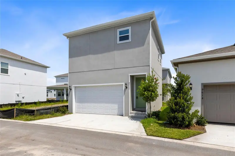 9711 Undset Aly, FL