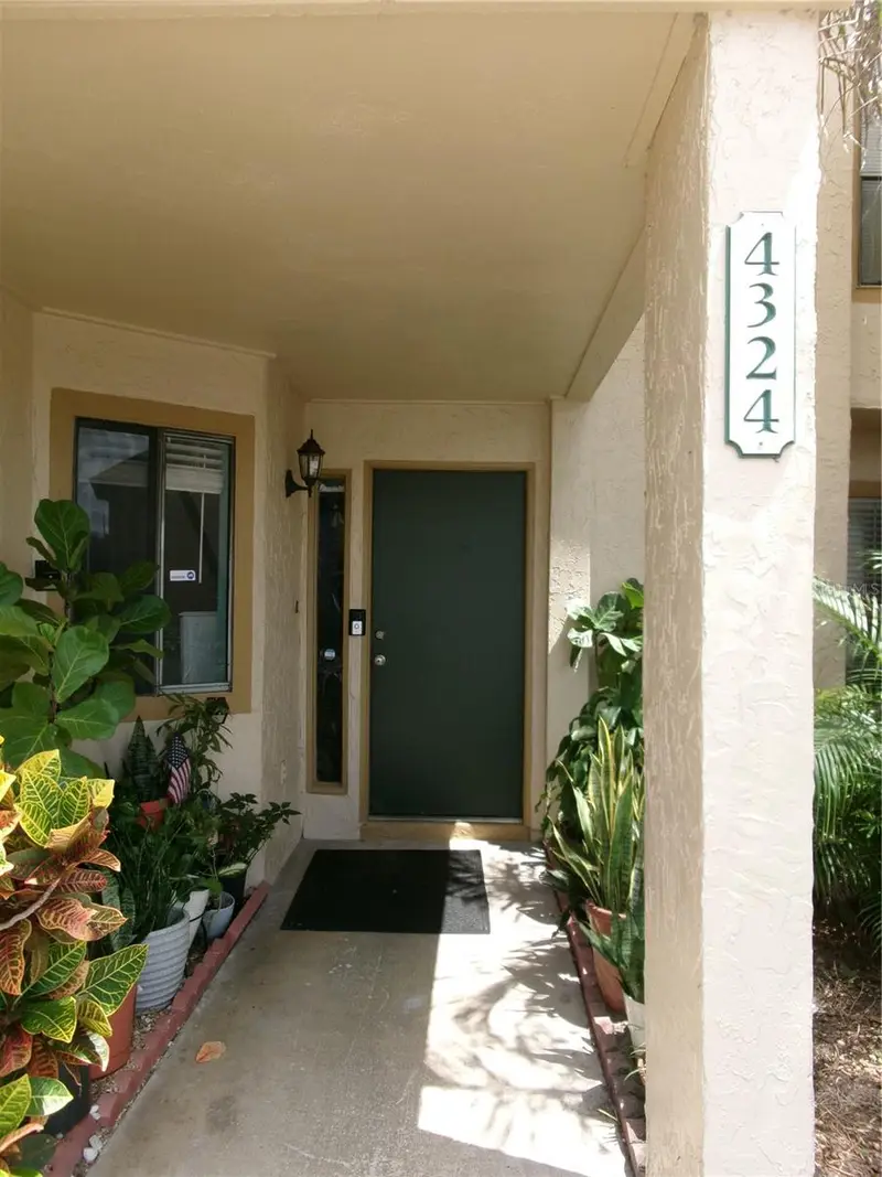 4324 Middlebrook Rd #4324, FL