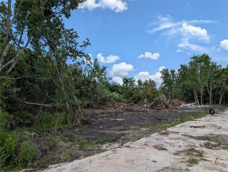 Jefferson Ave, FL