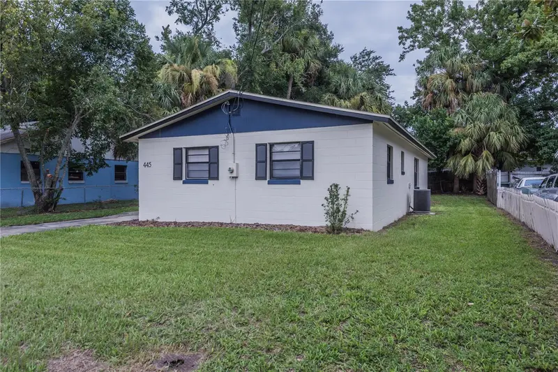 445 Walnut St, FL