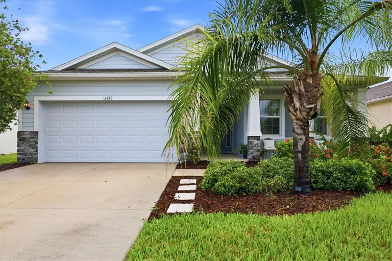 13819 Camden Crest Ter, FL