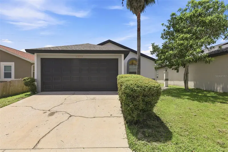 5230 Florida Holly Dr, FL