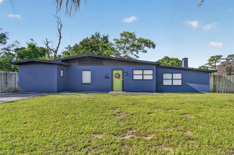 224 W Pierce Ave, FL