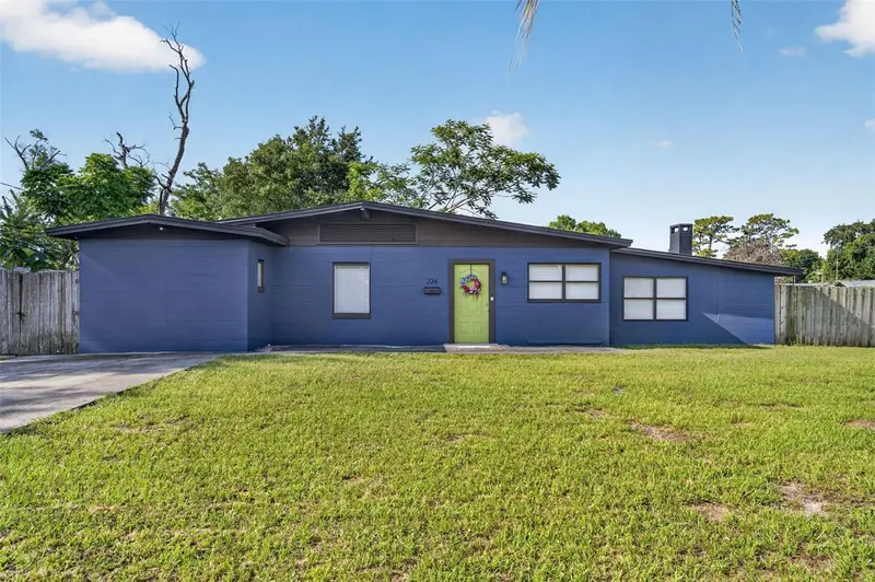 224 W Pierce Ave, FL