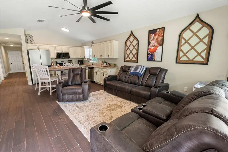765 S Dudley Ave, FL