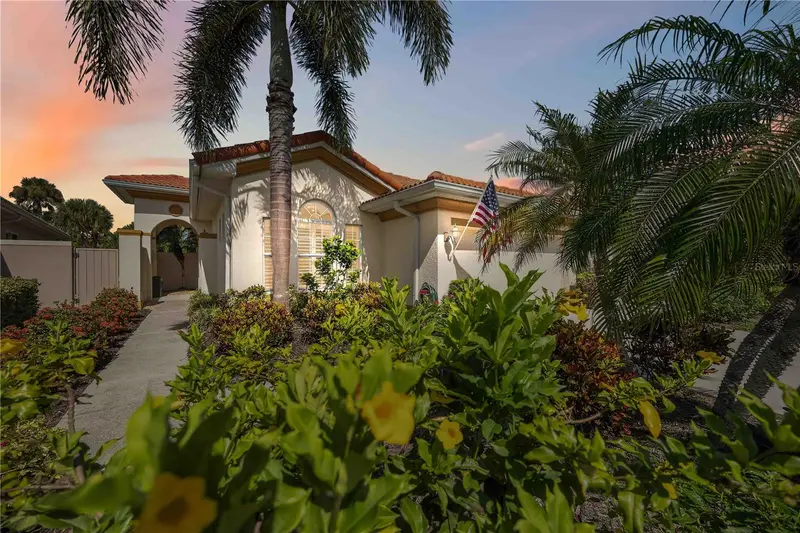 225 Mestre Pl, FL