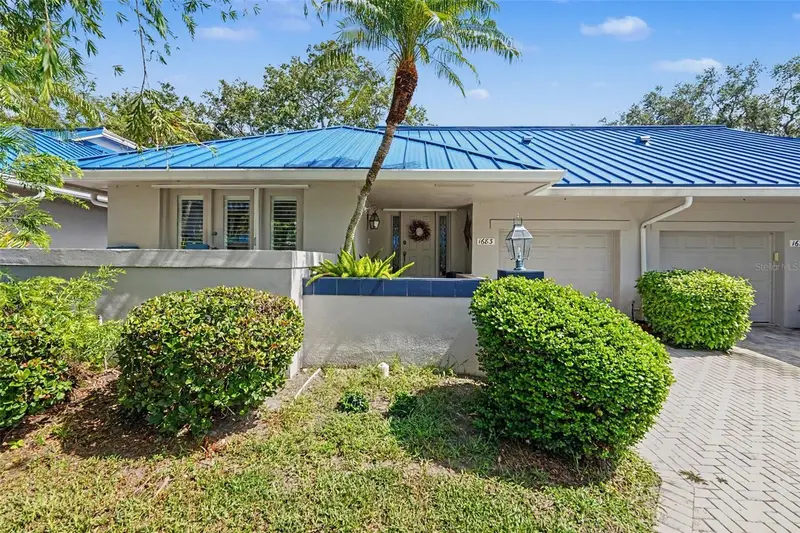 1683 Watermark Cir Ne, FL