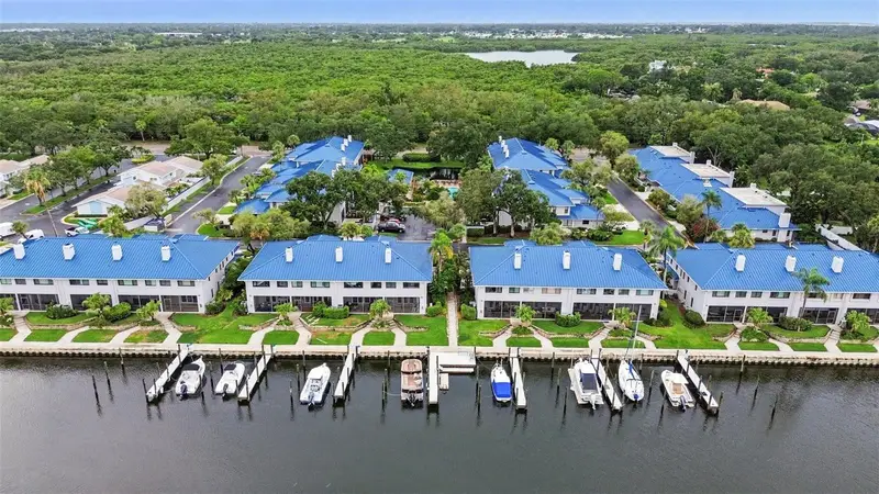 1683 Watermark Cir Ne, FL