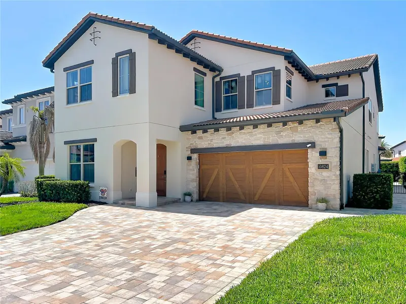 10824 Royal Cypress Way, FL