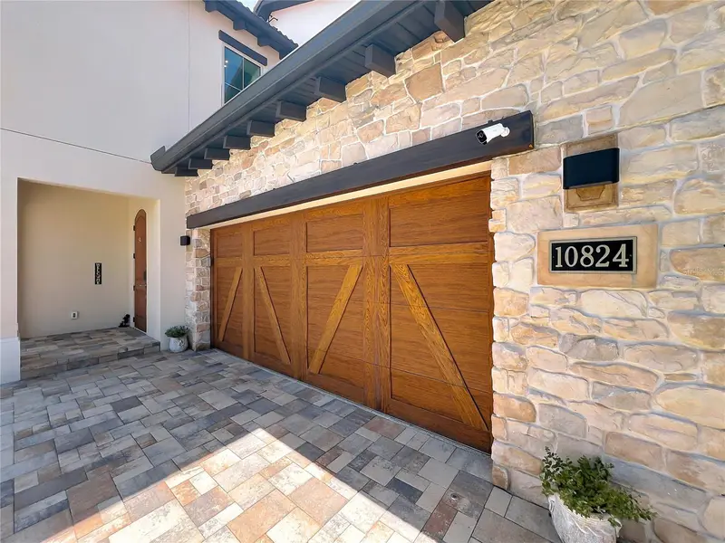 10824 Royal Cypress Way, FL