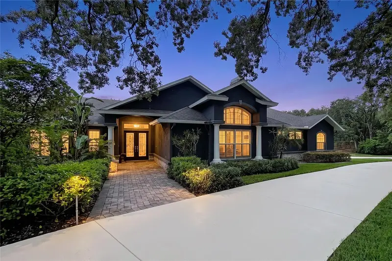2918 Magnolia Trce, FL