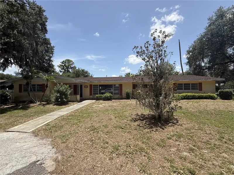 1015 E Mann Rd, FL