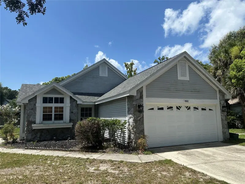 9901 Aloma Bend Ln, FL