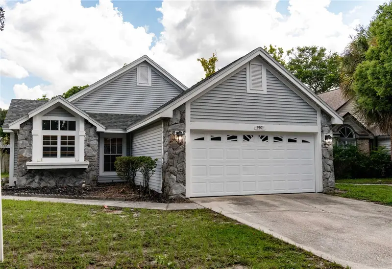9901 Aloma Bend Ln, FL