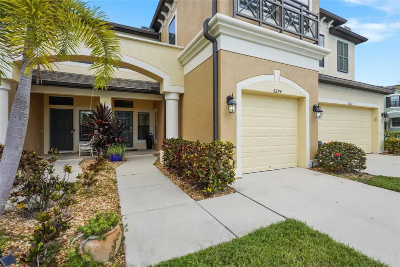 5274 78th St Cir E, FL