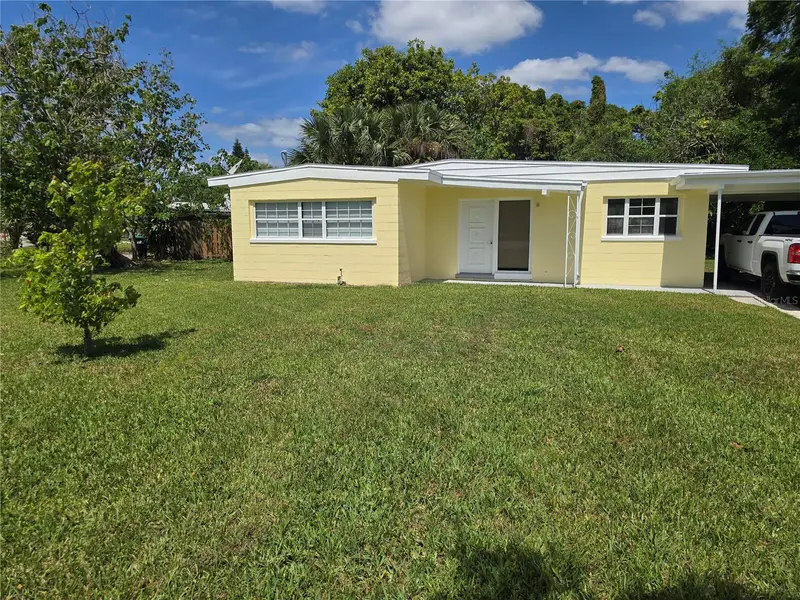5825 Yucatan Dr, FL