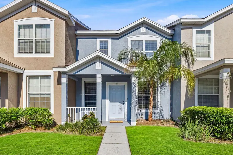 515 Sweet Hollow Pl, FL