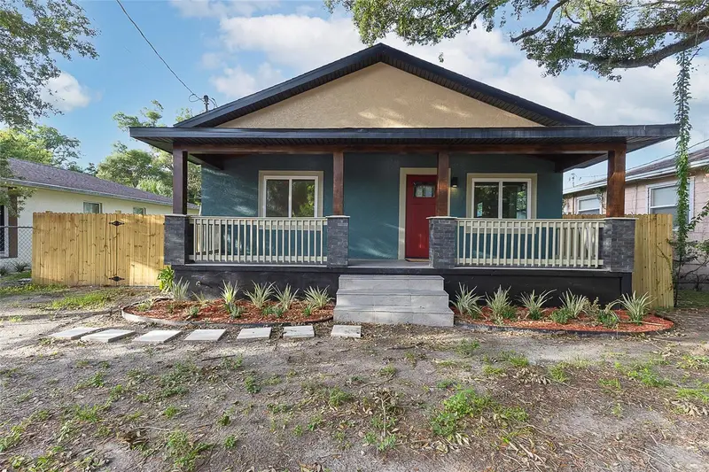 3203 E Emma St, FL