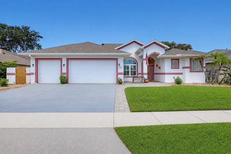 4373 Fletcher Ln, FL