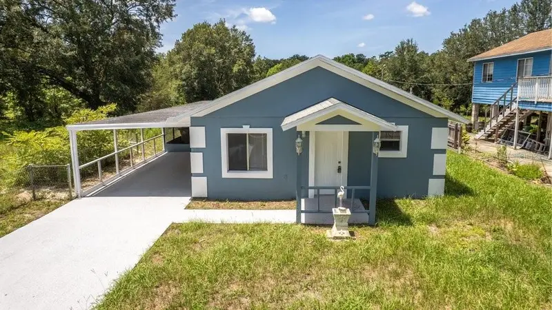 31128 Lochmore Cir, FL