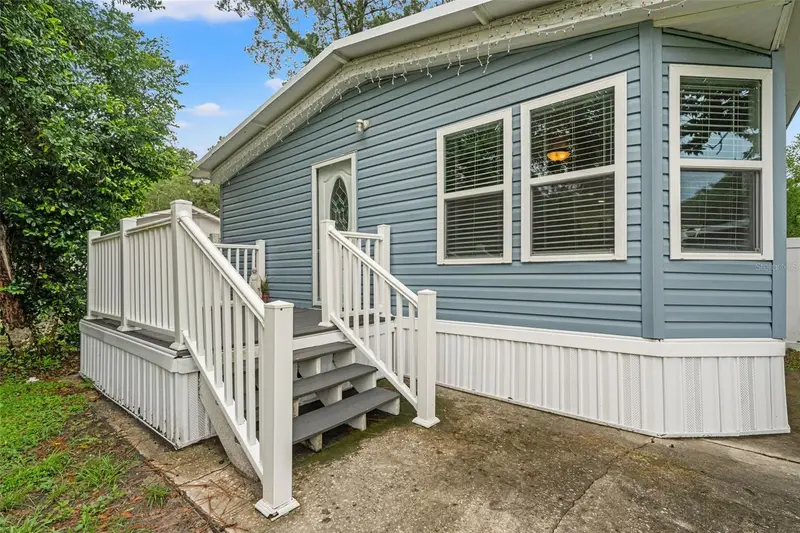 237 Monroe Ave, FL